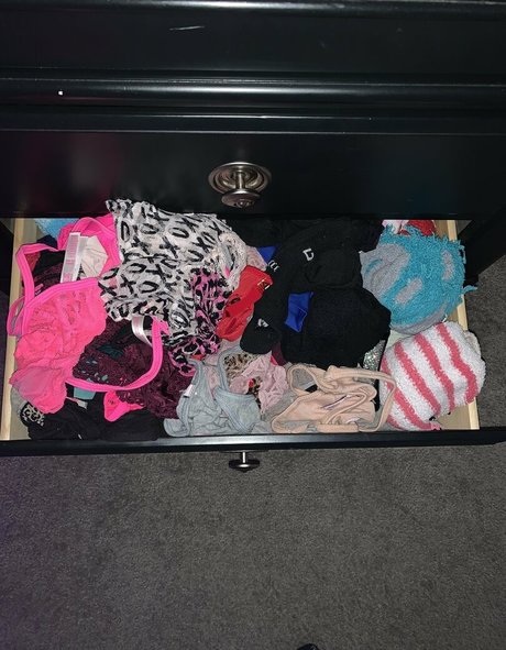 bratprincessava onlyfans xxx