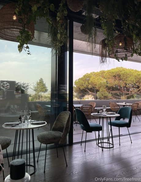 freefrost naked onlyfans leak