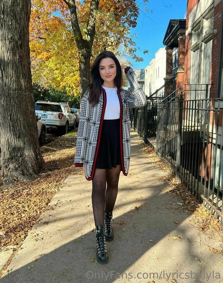 lyricsbylyla onlyfans leaked photos
