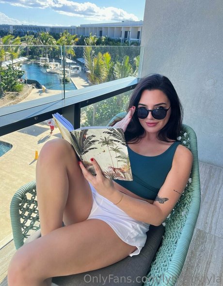 lyricsbylyla feet onlyfans