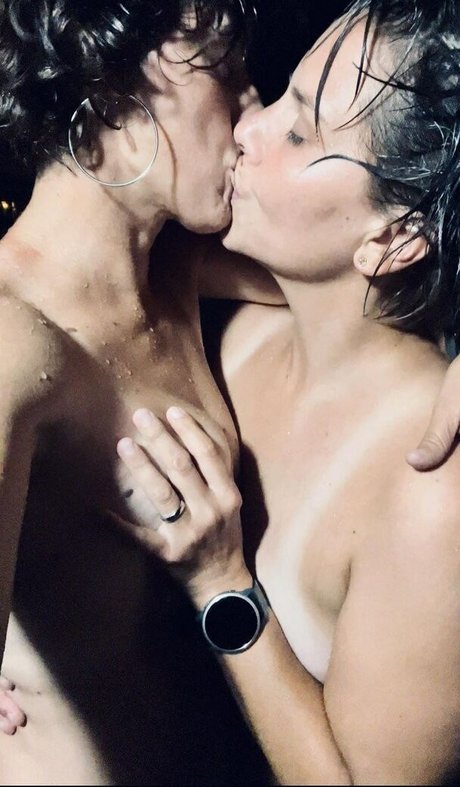 Lezfemmes onlyfans nude