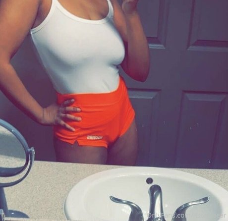 itsterrbear onlyfans model photos