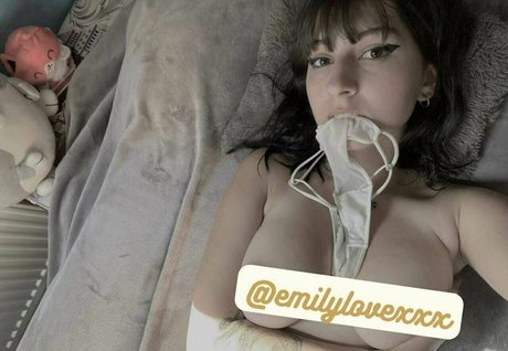 swee tstrawberry onlyfans leaked