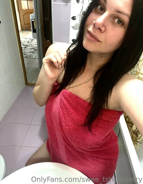 swee tstrawberry onlyfans exposed