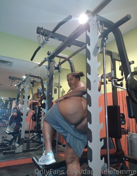 daphnelefemme onlyfans naked