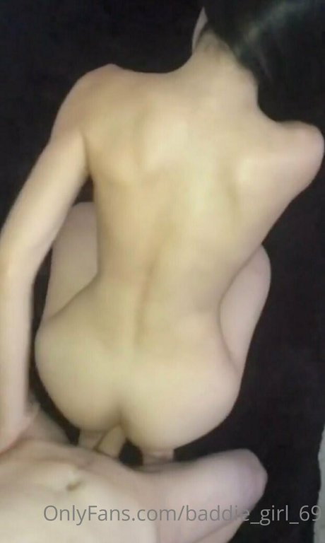 naughtybabygirl2 onlyfans leaked tits