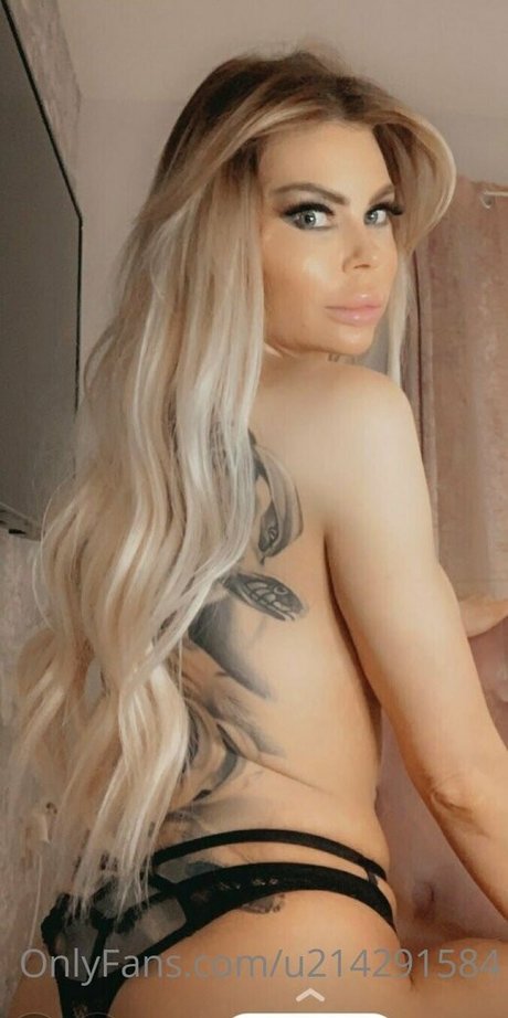 lillylaneofficial leaked onlyfans nudes