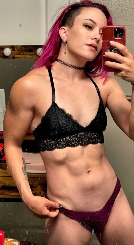 Claire Max onlyfans pictures