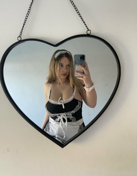 freelubielexi onlyfans fotos