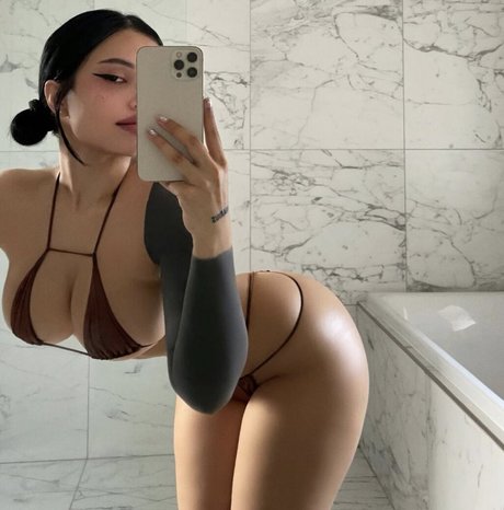 Gina Savage onlyfans photos