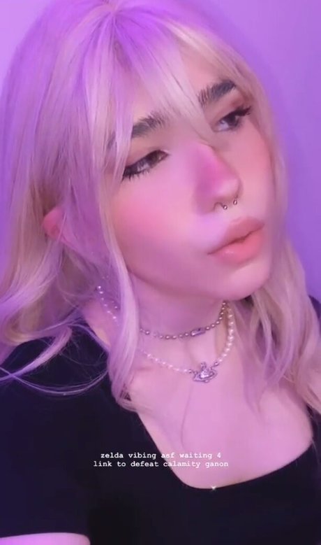 Arielle Maxine Profile pic