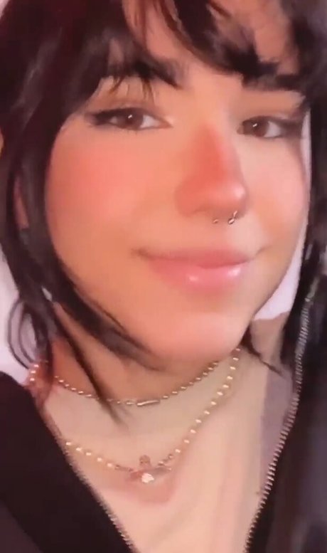 Arielle Maxine onlyfans porn leak