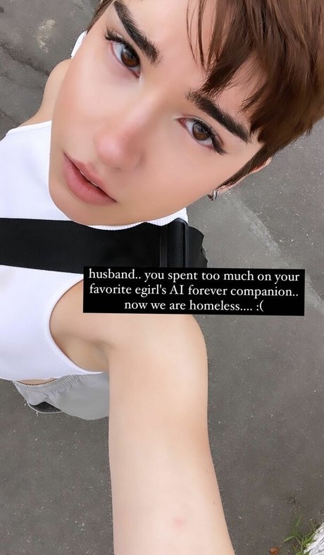 Arielle Maxine tits onlyfans