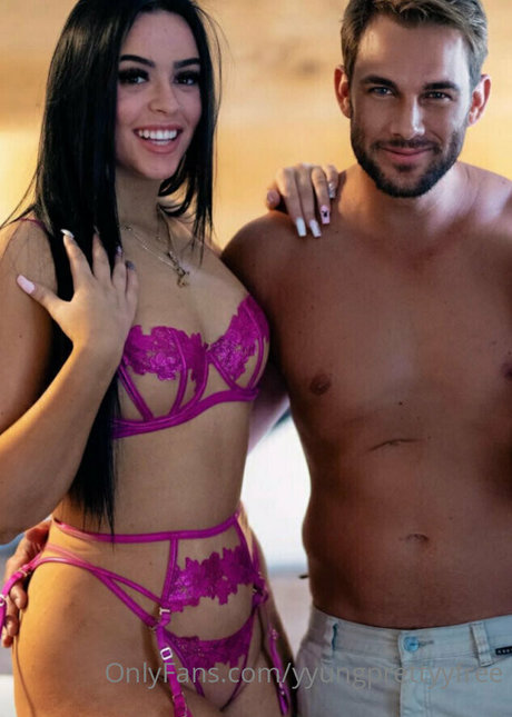 Katana Grey only fans nude