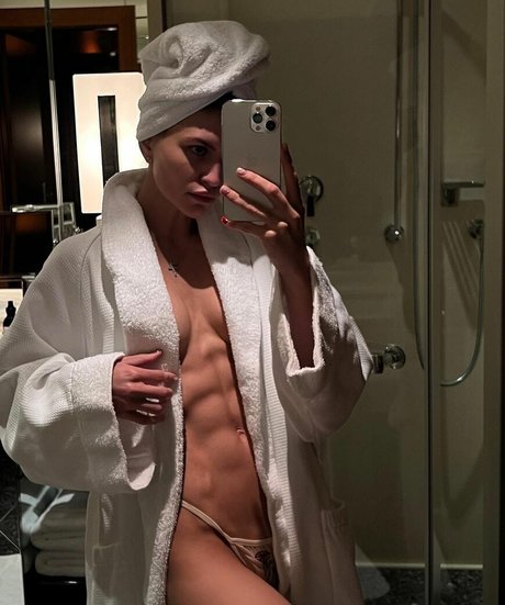 Anastasiia Mironova onlyfans leaked nude