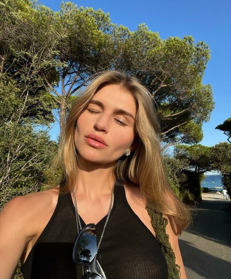 Anastasiia Mironova naked on onlyfans