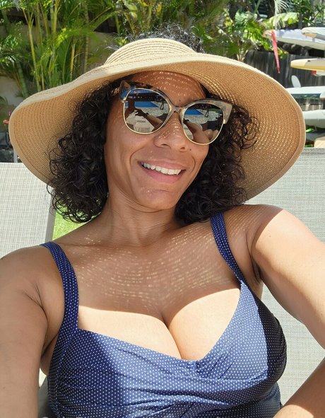 pineapplemeowmeow onlyfans mega