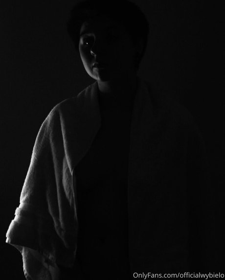 officialwybielo naked onlyfans leak