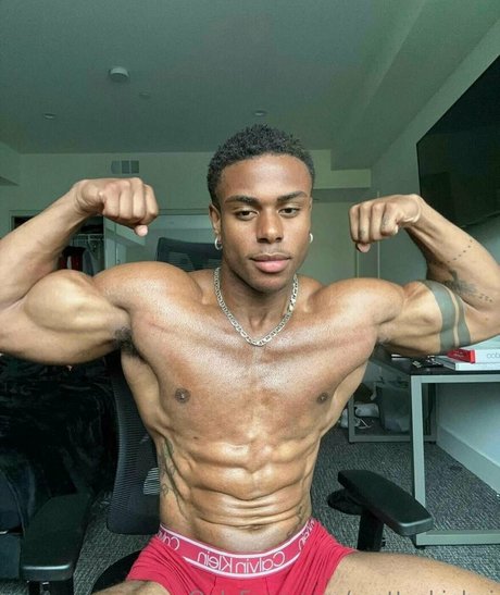 prettyskinboi onlyfans nudes leaks