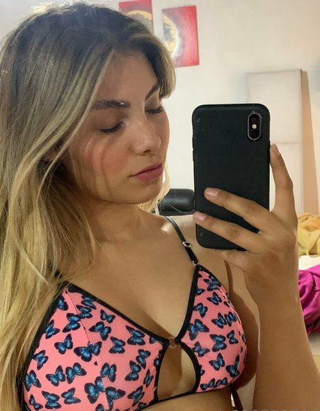 kendallbelmont onlyfans desnuda