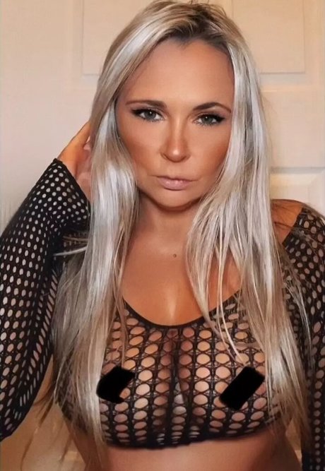 Lisa Sutton only fans photos