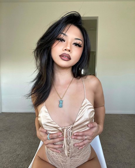 Nikkittran only fans pic