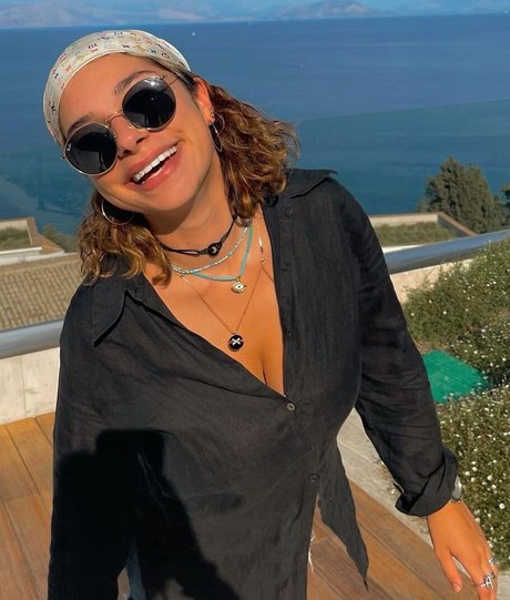 Emmy Tifrit porn onlyfans