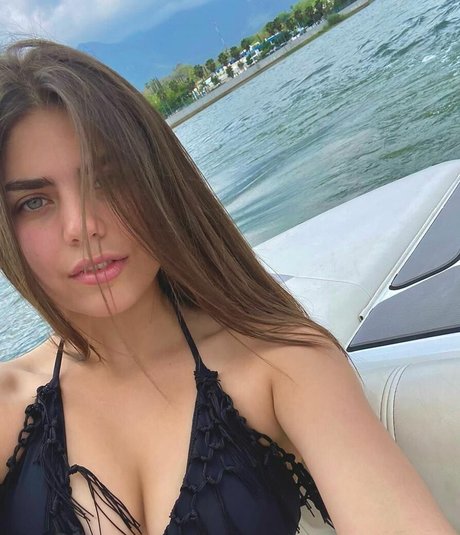 Melissa Leal leaks only fans