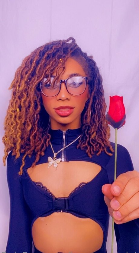 ivyevescarlet porn onlyfans leaks