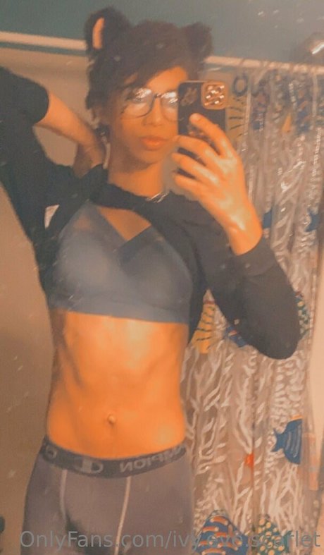 ivyevescarlet onlyfans free content