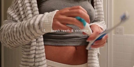 Destiny Sines onlyfans boobs