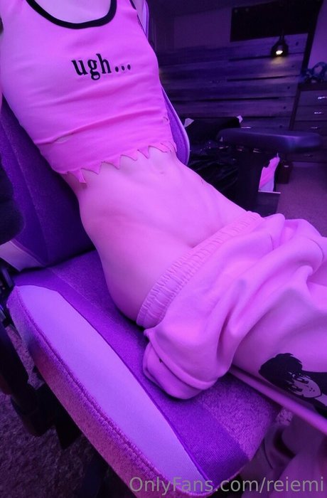reiemi nude onlyfans pics