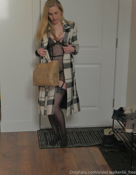 violet walker66 free onlyfans topless