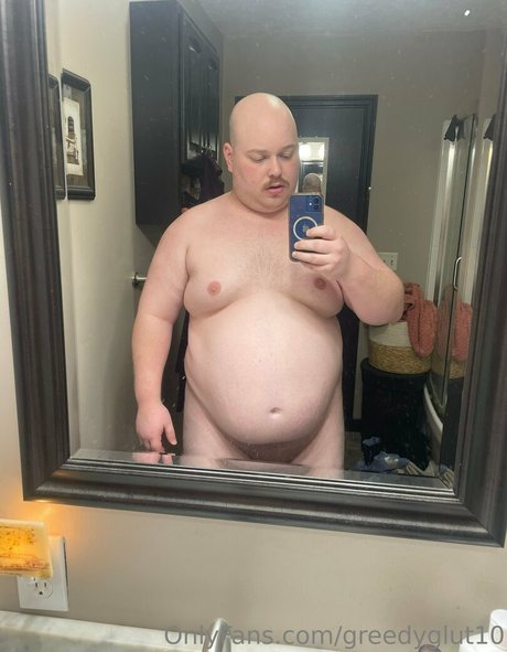 greedyglut10 only fans photos