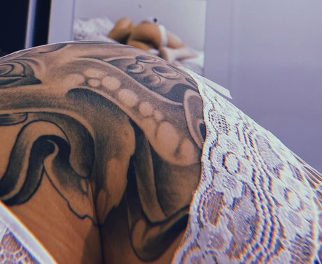 Aisha Tuchinscky onlyfans leak new