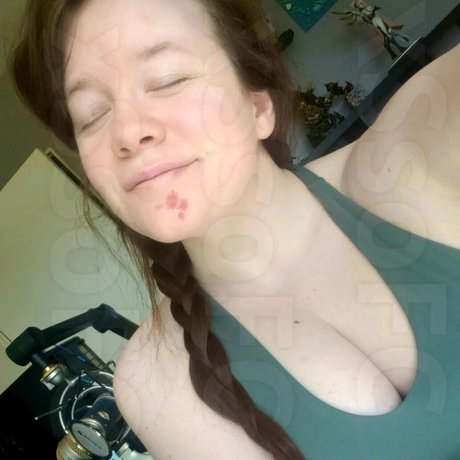 BittieTV onlyfans nide