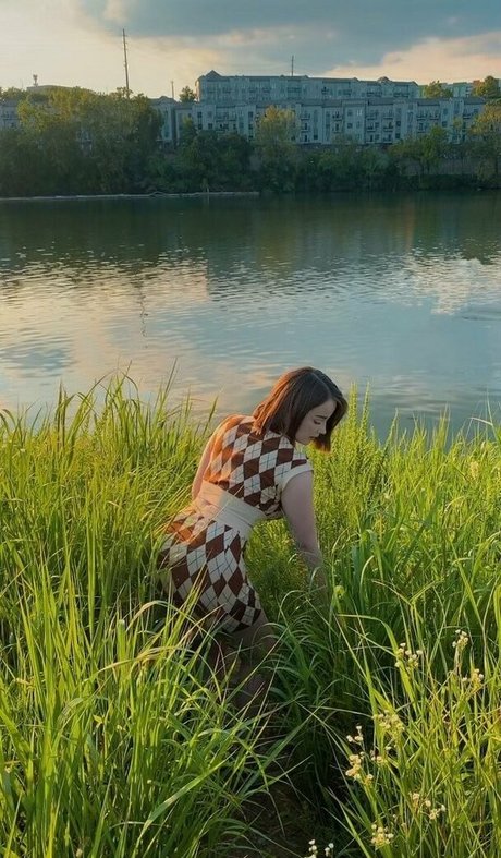 clara00ellis onlyfans pics