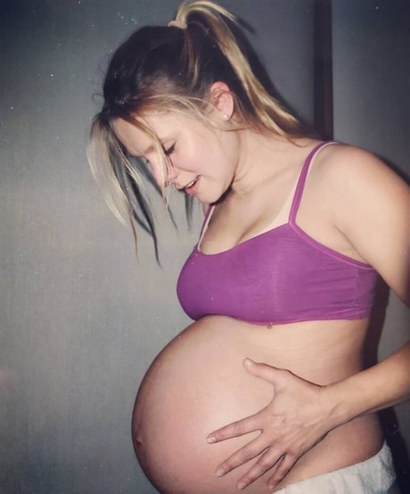 Kristen Bell onlyfans nude tits