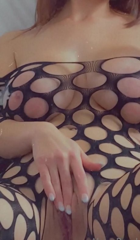 missalexapearl onlyfans naked