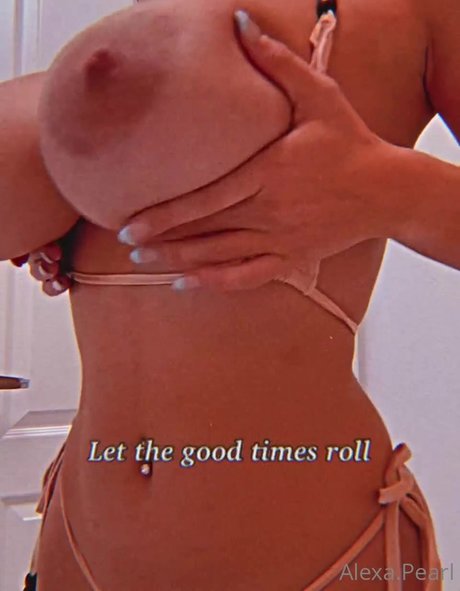 missalexapearl naked onlyfans