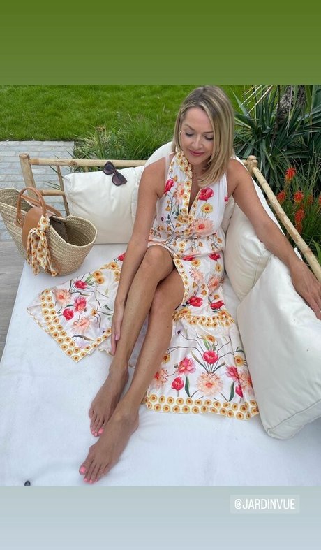 Mel Lowe onlyfans leaks