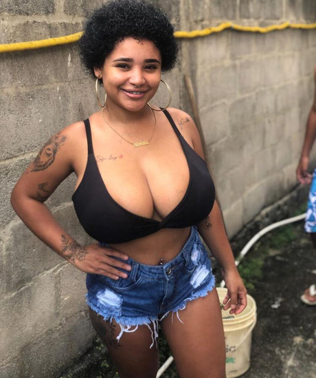 Nanah Rodrigues onlyfans nide