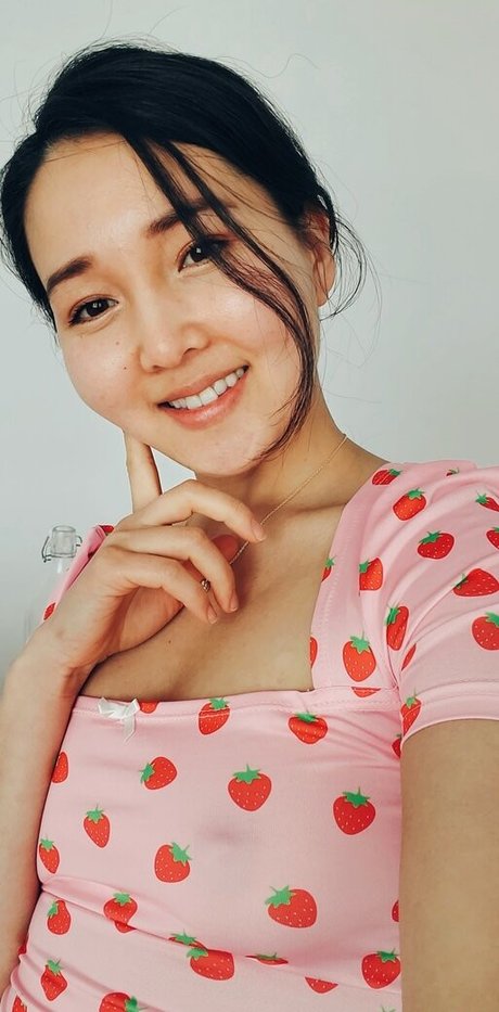 Lilly Ay onlyfans leaked tits