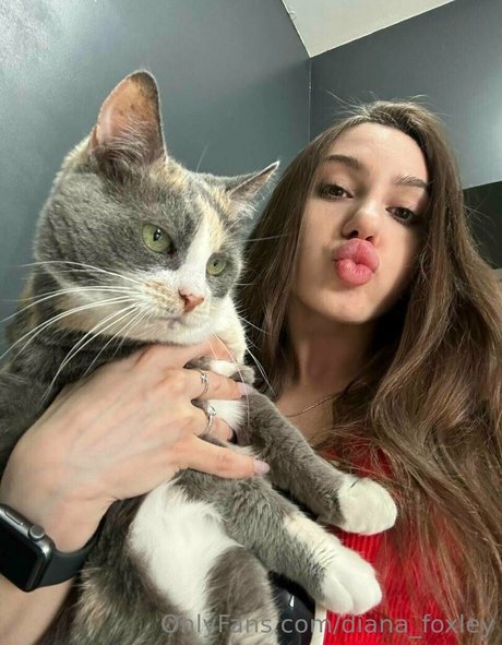 diana foxley onlyfans leaj