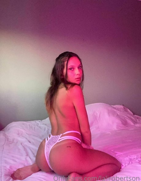 lalirobertson onlyfans leaks