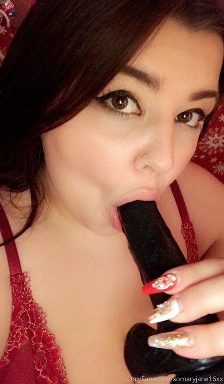 Xomaryjane16xx naked onlyfans