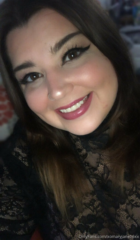 Xomaryjane16xx onlyfans leaks.