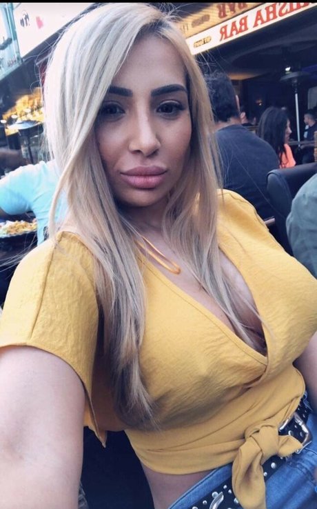 Romanian Girl onlyfans leake