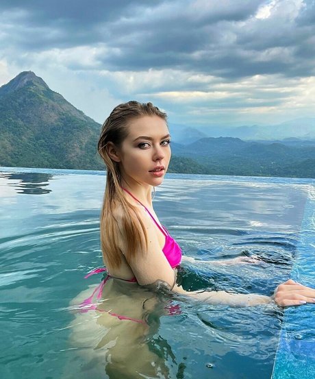 Molchan Anastasiya free only fans