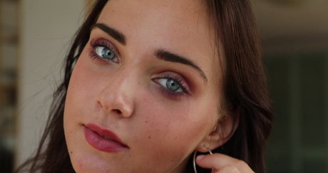 Oxana Chic onlyfans porn free